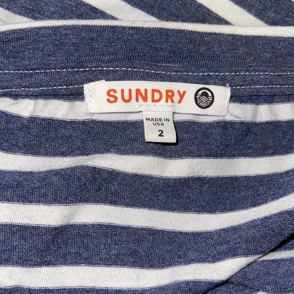 Sundry Striped Bell Sleeve Ruffle Shoulder Top in Navy & White Sz M - Picture 7 of 9